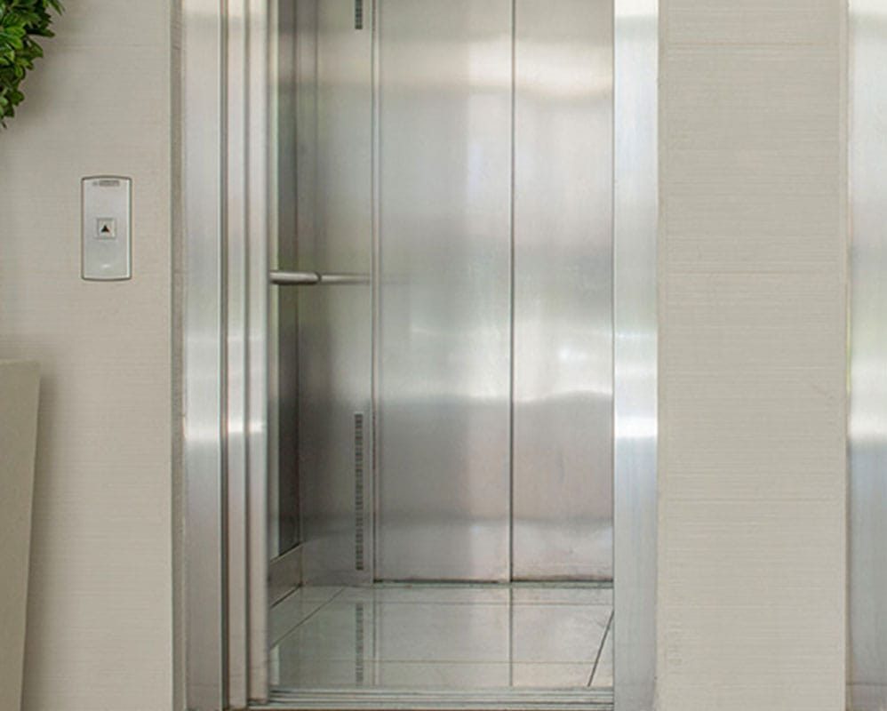 Managing Your Home Life During A Villa Elevator Installation